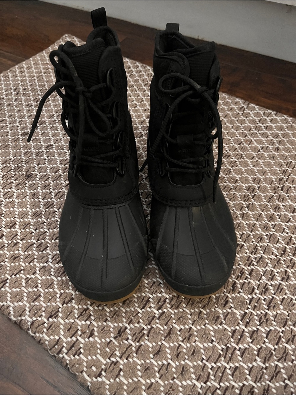 Universal Thread Black Waterproof Lace-Up Duck Boots